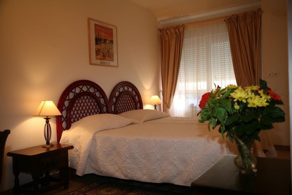 Bed and Breakfast Au Bel Air Аваллон Номер фото